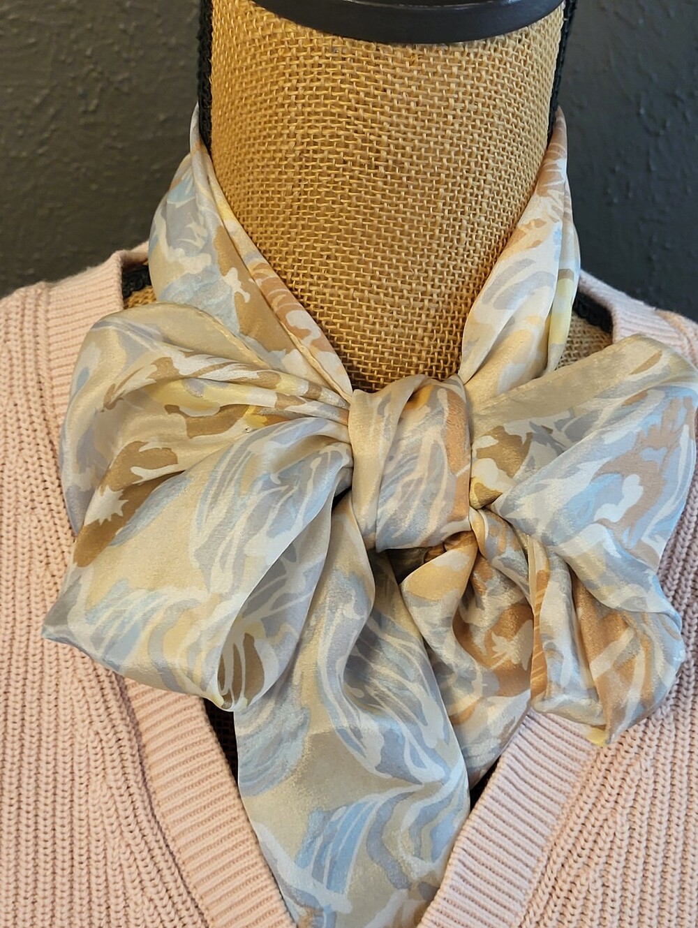 Glentex Late 60s Silk Pastel Abstract Floral Rectangular Scarf Japan 10"x50"